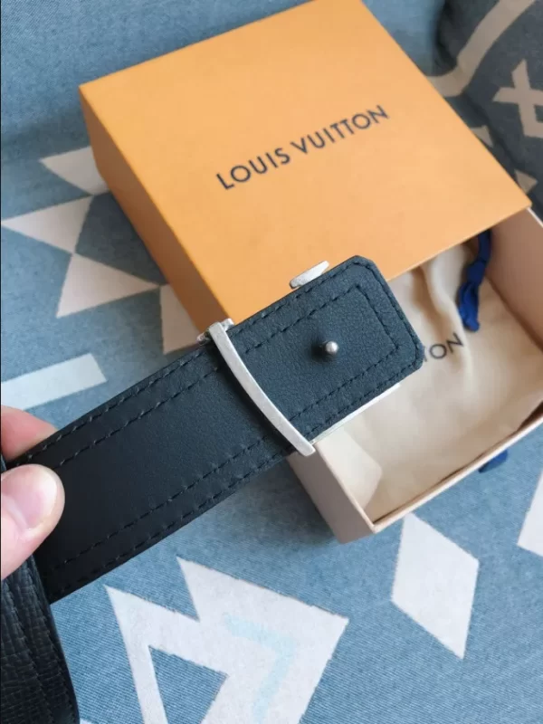 Louis Vuitton Belt - LB36