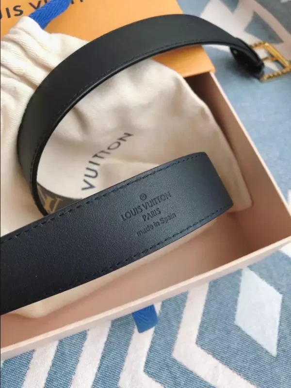 Louis Vuitton Belt - LB25