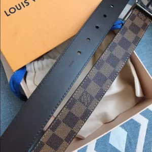 Louis Vuitton Belt - LB28