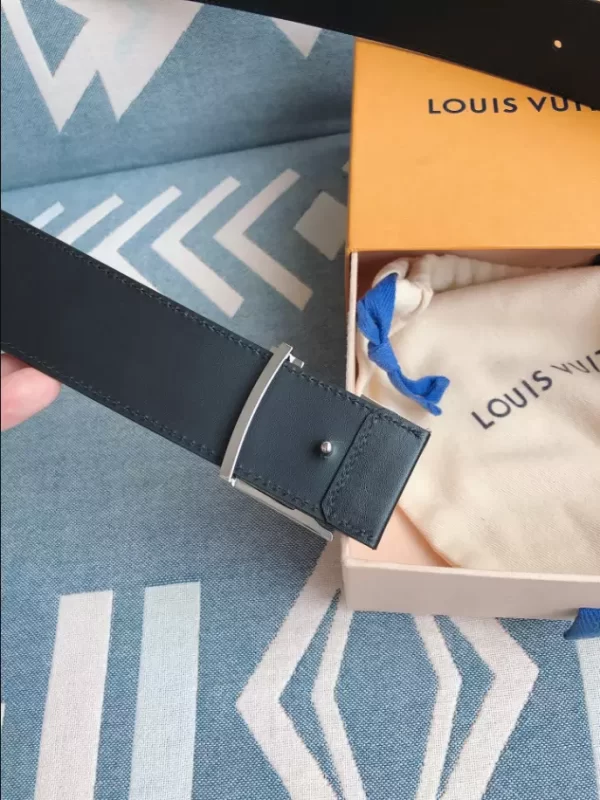 Louis Vuitton Belt - LB52