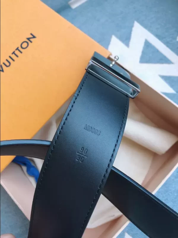 Louis Vuitton Belt - LB19