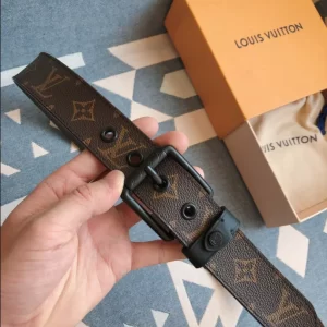 Louis Vuitton Belt - LB27