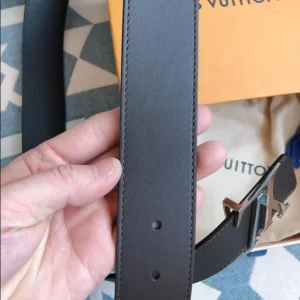 Louis Vuitton Belt - LB39