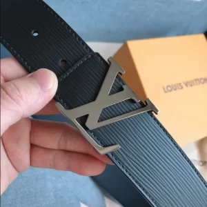 Louis Vuitton Belt - LB40