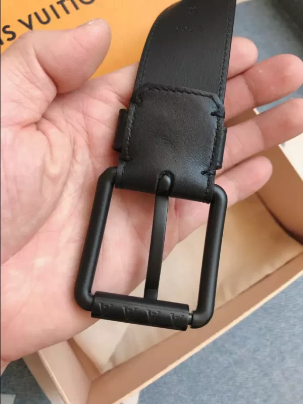 Louis Vuitton Belt - LB44