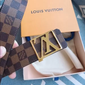 Louis Vuitton Belt - LB20