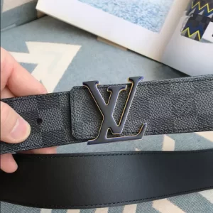 Louis Vuitton Belt - LB59