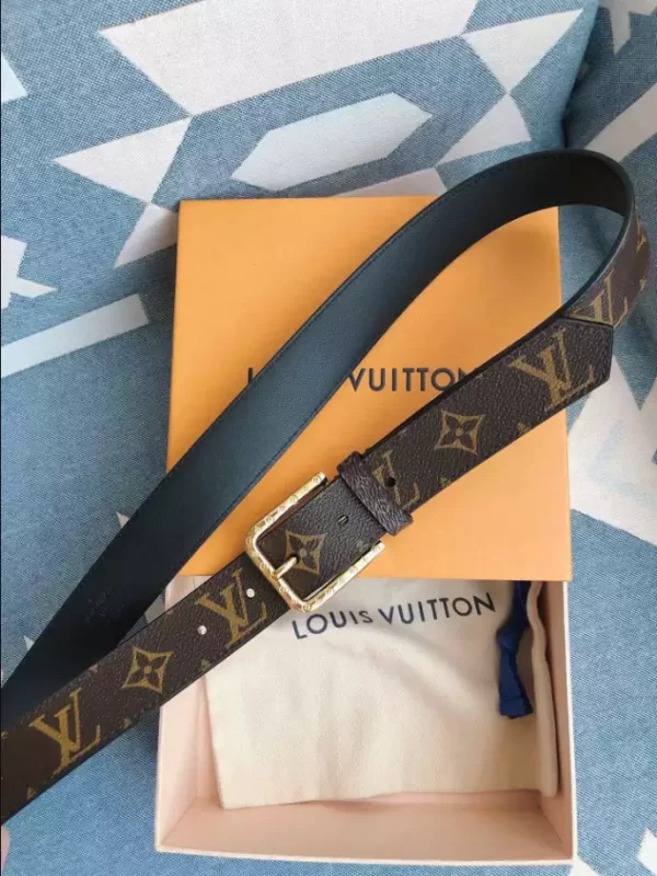 Louis Vuitton Belt - LB25