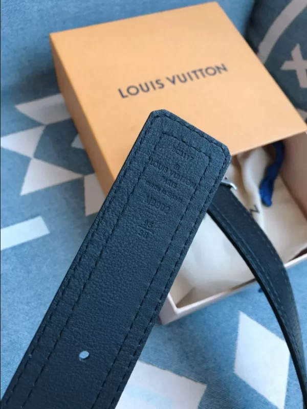 Louis Vuitton Belt - LB36