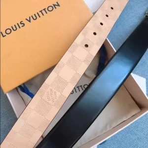 Louis Vuitton Belt - LB46