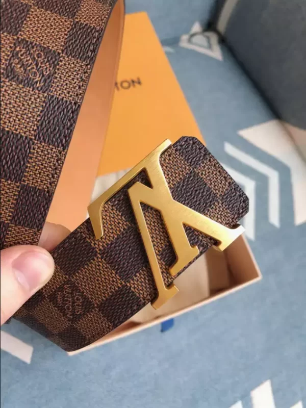 Louis Vuitton Belt - LB51