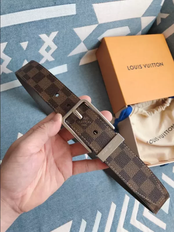 Louis Vuitton Belt - LB28