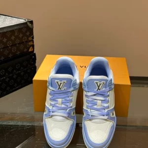 Louis Vuitton Trainer Sneaker In Blue - LS205