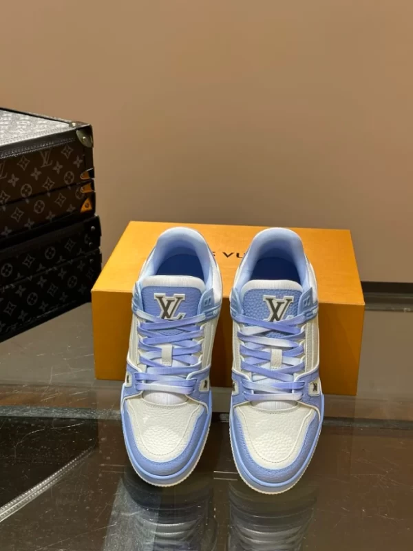 Louis Vuitton Trainer Sneaker In Blue - LS205