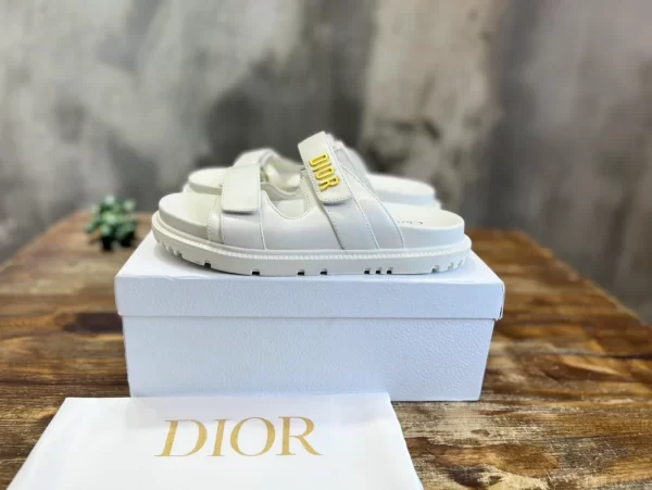 Dioract Slide White Lambskin - SD17