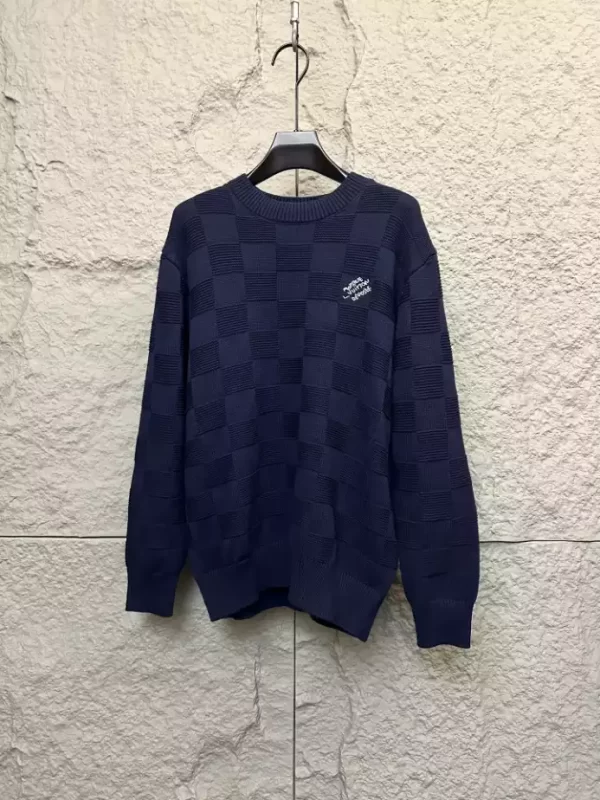 LV Damier Pullover With Pearl Signature - HL36