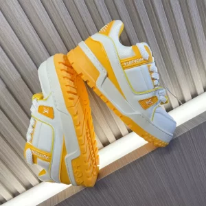 Louis Vuitton Trainer Maxi Sneaker - LS223