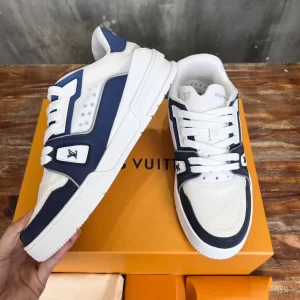 Louis Vuitton Trainer Sneaker In Navy Blue - LS220