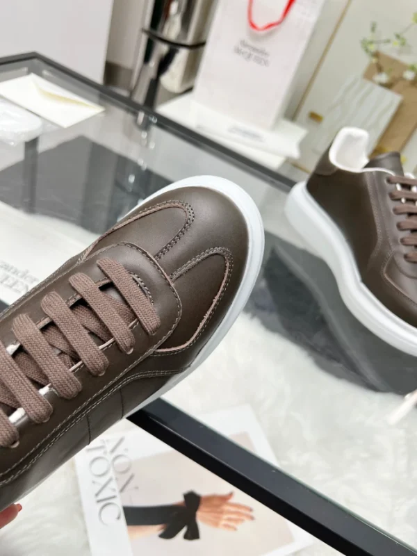 Alexander McQueen Oversized Retro Sneaker - AS35