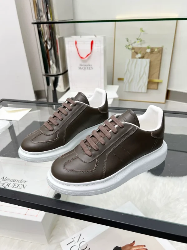 Alexander McQueen Oversized Retro Sneaker - AS35