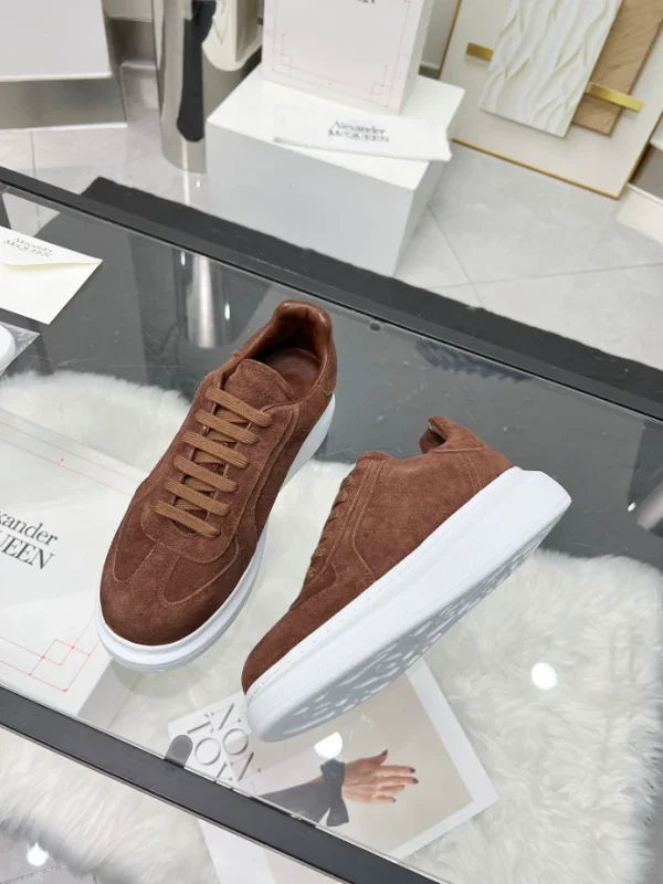 Alexander McQueen Oversized Retro Sneaker - AS37