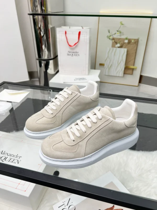 Alexander McQueen Oversized Retro Sneaker - AS38