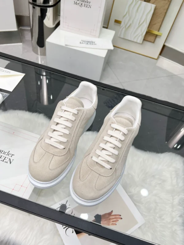 Alexander McQueen Oversized Retro Sneaker - AS38