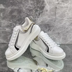 Alexander McQueen Oversized Sneaker - AS19