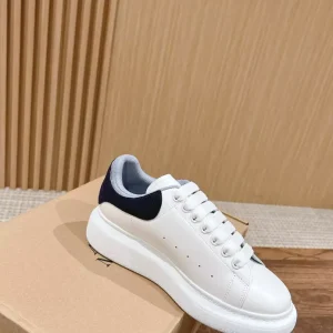 Alexander McQueen Oversized Sneaker - AS29