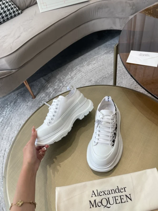 Alexander McQueen Tread Slick Low-top Sneakers - AS48