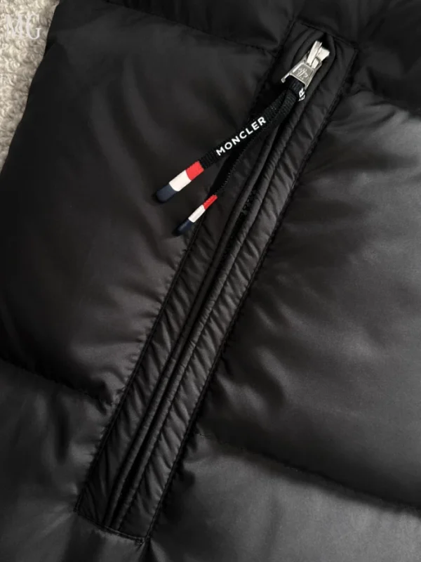 Moncler Jacket - MK34