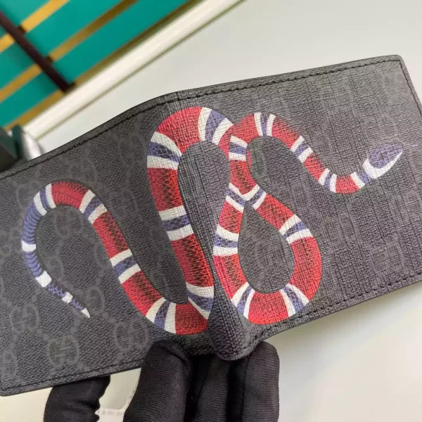 Gucci Kingsnake Print Bi-fold Wallet - GW06