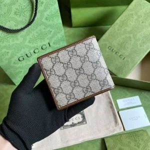 Gucci Wallet With Interlocking G - GW09