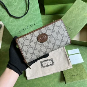 Gucci Zip Around Wallet with Interlocking G - GW14