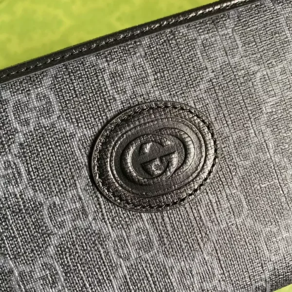 Gucci Zip Around Wallet with Interlocking G - GW15