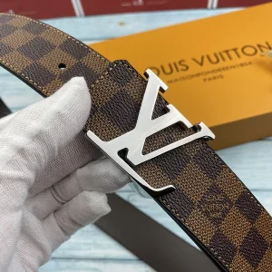 Louis Vuitton Belt - LB62