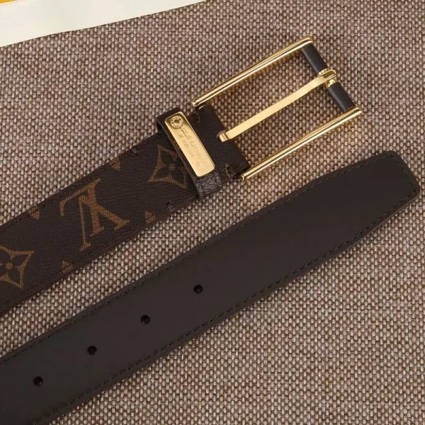 Louis Vuitton Belt - LB67