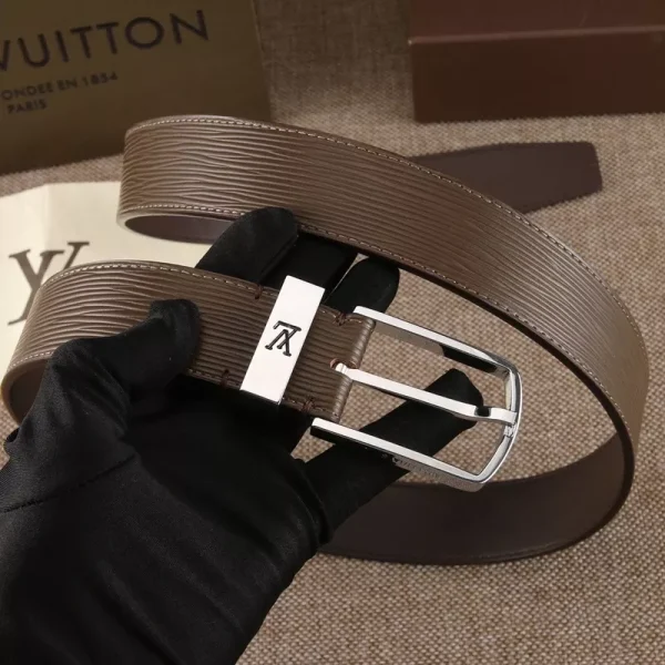 Louis Vuitton Belt - LB70