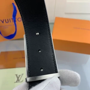 Louis Vuitton Belt - LB76