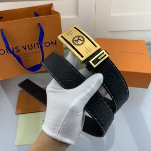 Louis Vuitton Belt - LB77