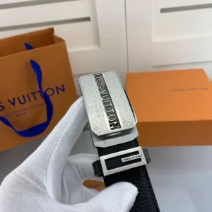 Louis Vuitton Belt - LB79