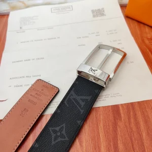 Louis Vuitton Belt - LB80