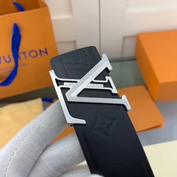 Louis Vuitton Belt - LB85