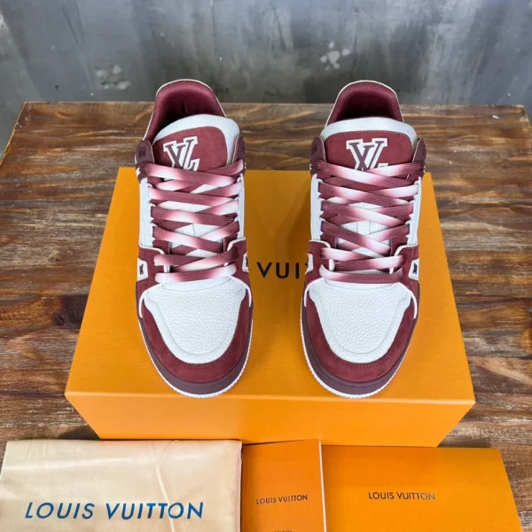 Louis Vuitton Trainer Sneaker In Bordeaux - LS239