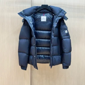 Moncler Down Jacket - MK086