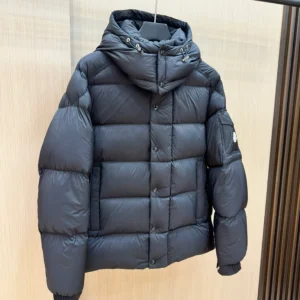 Moncler Down Jacket - MK087