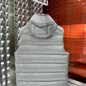 Moncler Down Vest - MK082