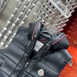 Moncler Down Vest - MK084