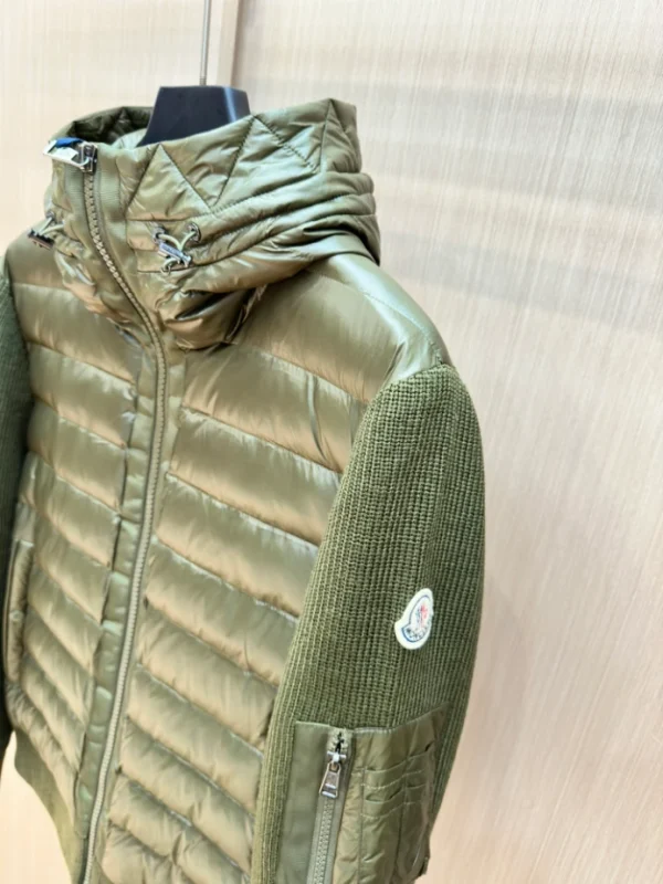 Moncler Jacket - MK077