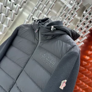 Moncler Jacket - MK079